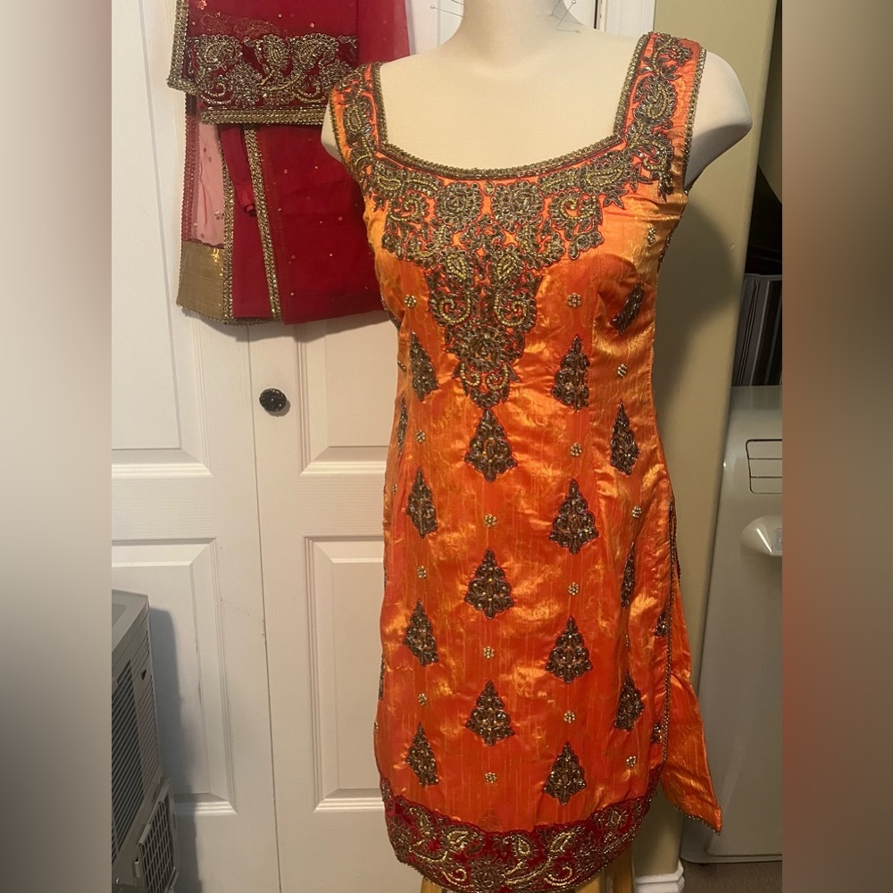 BNWT orange Made in India suit
